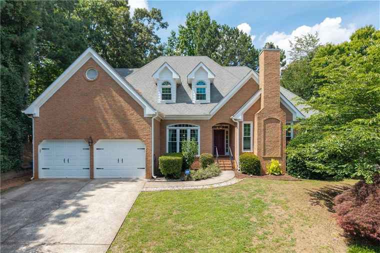 Photo of 10880 Windham Way Alpharetta, GA 30022