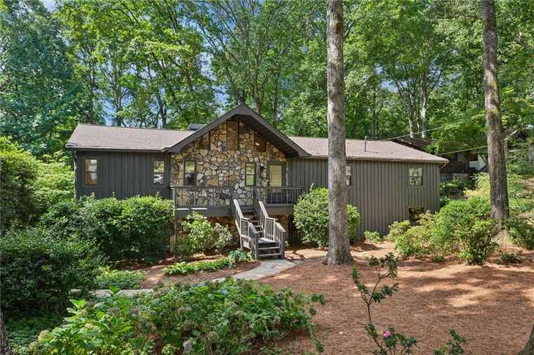 Photo of 3640 Shelby Ln Marietta, GA 30062