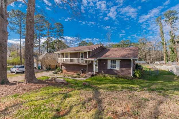 1875 Lake Lucerne Rd Sw Lilburn Ga 30047 Mls 6514450 Redfin