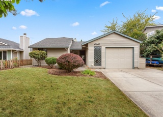 6335 SE Sherman St, Portland, OR 97215 | Redfin