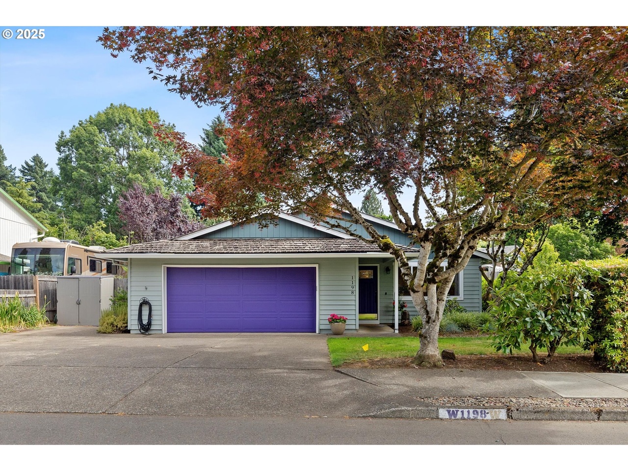 1198 Dollar St, West Linn, OR 97068 | MLS# 689322177 | Redfin