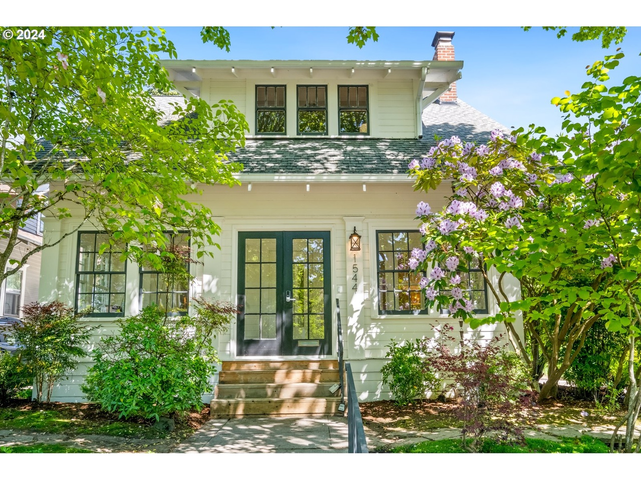 1544 NE 46th Ave, Portland, OR 97213 | Redfin
