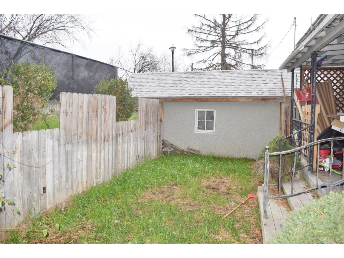 607 SW Court Ave Pendleton OR 97801 MLS# 23402529 Redfin 607 SW Court Ave Pendleton OR 97801 MLS# 23402529 Redfin