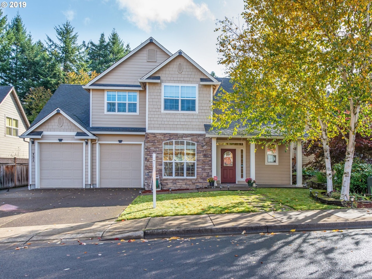 A Mackenzie Roofing Home Facebook