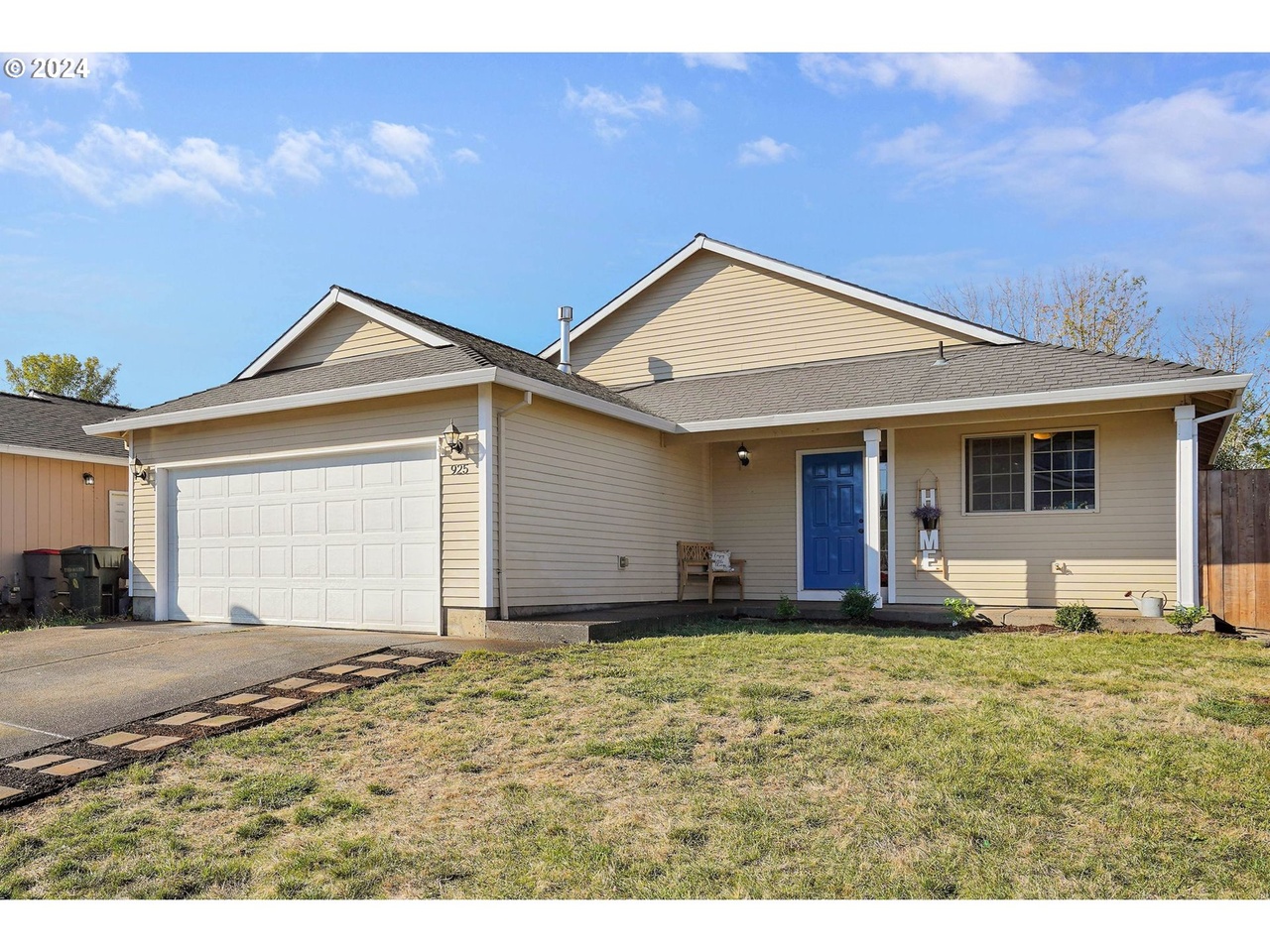 925 Grant St, Lafayette, OR 97127 | MLS# 24393636 | Redfin