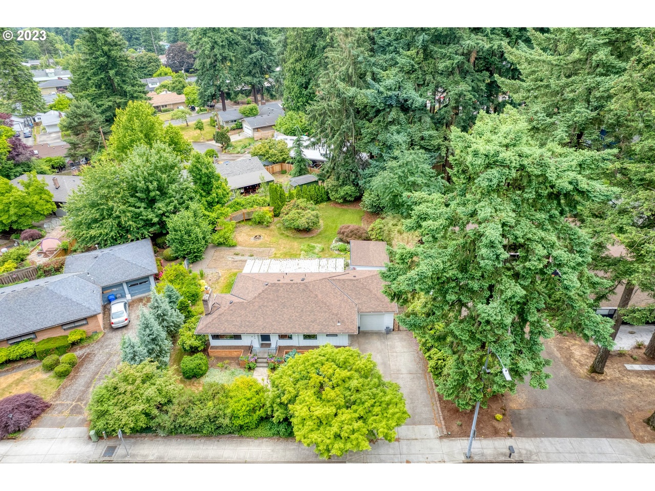 830 NE 148th Ave, Portland, OR 97230 | MLS# 23613824 | Redfin