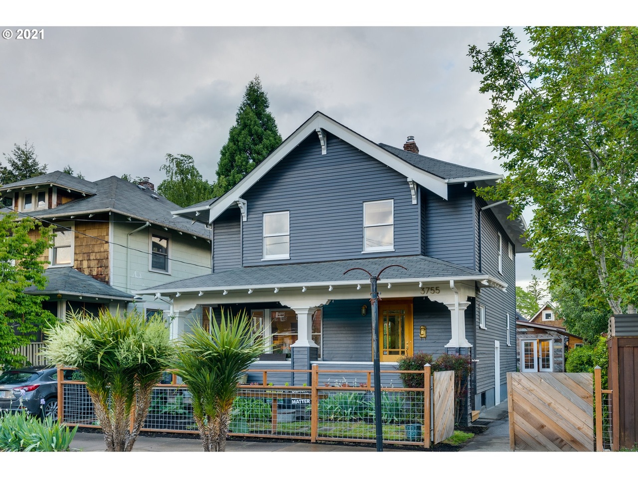 3755 SE Grant Ct, Portland, OR 97214 | MLS# 21245842 | Redfin