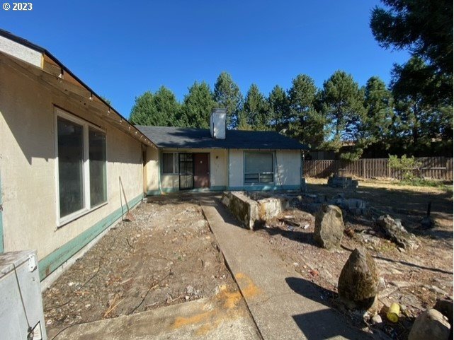 2415 NE Grant St, Hillsboro, OR 97124 | MLS# 23563951 | Redfin
