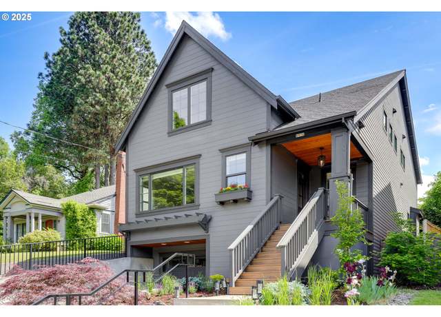 Property at 6970 SE 35th Ave, Portland, OR 97202, 4 beds, 3.5 baths