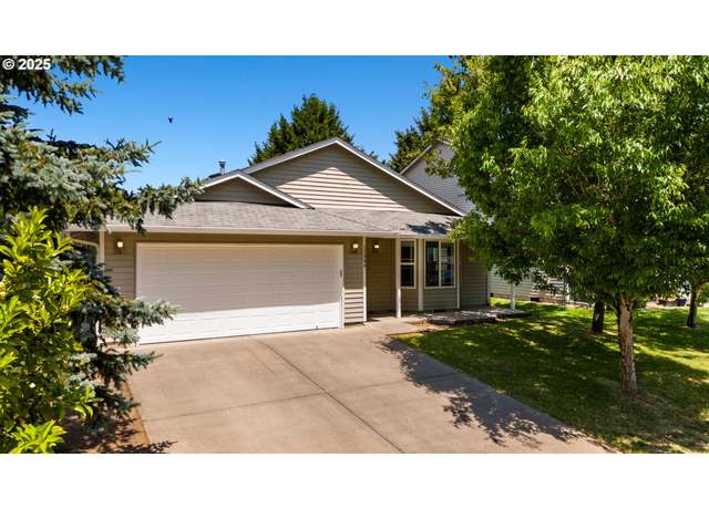 Property at 12904 NE 55th St, Vancouver, WA 98682, 3 beds, 2 baths
