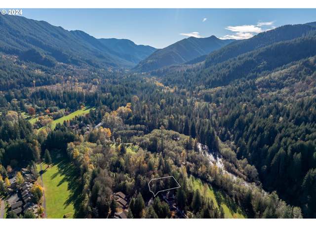 Property at 25995 E Bright Ave, Welches, OR 97067