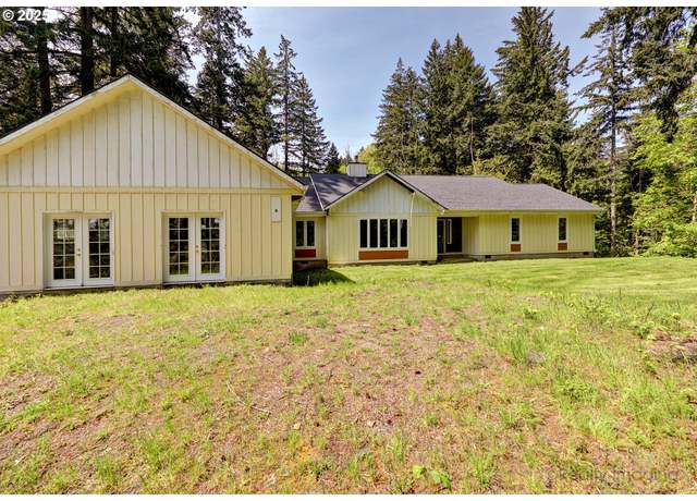 Property at 10159 SE 172nd Ave, Happy Valley, OR 97086, 3 beds, 2.5 baths