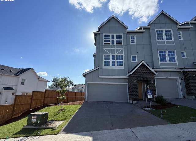 Property at 11985 SW 176th Dr, Beaverton, OR 97007, 3 beds, 2.5 baths