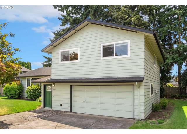 Property at 3515 NW 122nd St, Vancouver, WA 98685, 4 beds, 1.5 baths