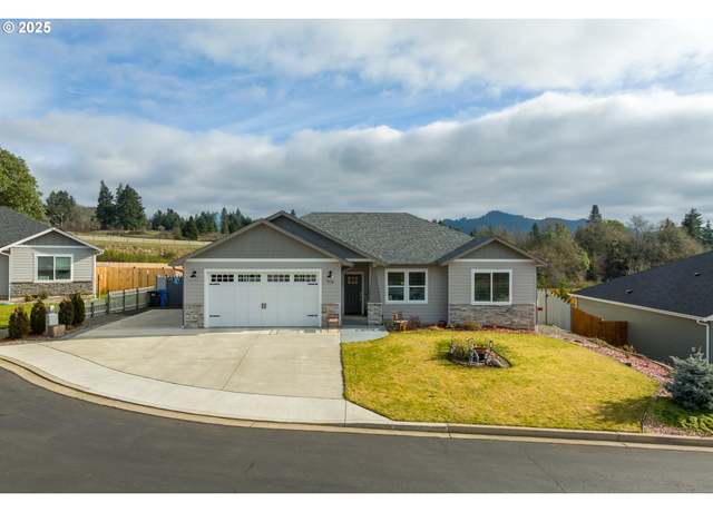 Property at 714 Slazenger Ct, Sutherlin, OR 97479, 3 beds, 2 baths