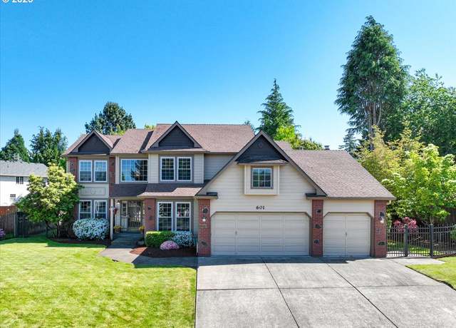 Property at 601 NW 110th Way, Vancouver, WA 98685, 4 beds, 3 baths