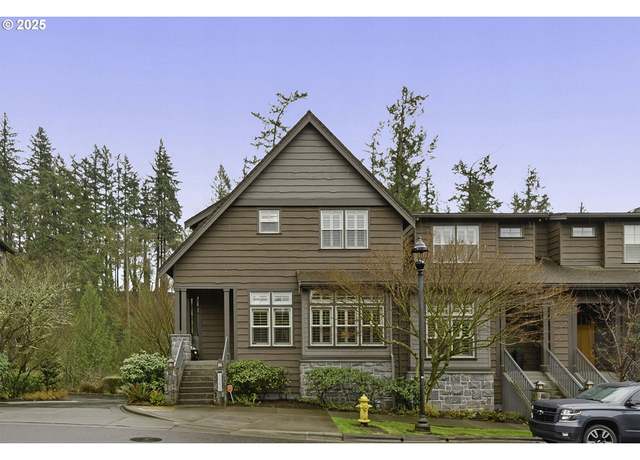 Property at 10254 SW Windwood Way, Portland, OR 97225, 4 beds, 3 baths
