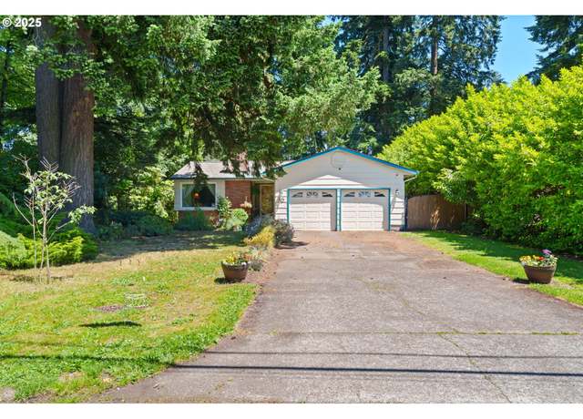 Property at 110 SE 151st Ave SE, Portland, OR 97233, 3 beds, 2 baths