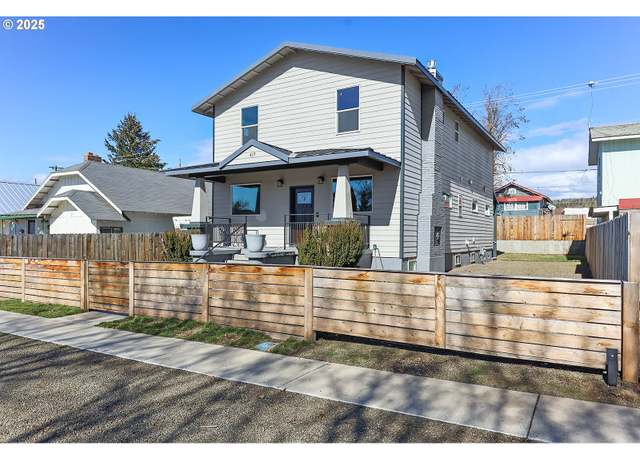 Property at 417 E Main St, Goldendale, WA 98620, 4 beds, 2.5 baths