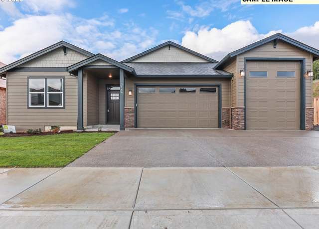 Property at 629 NE Alderwood #83, Estacada, OR 97023, 4 beds, 2.5 baths