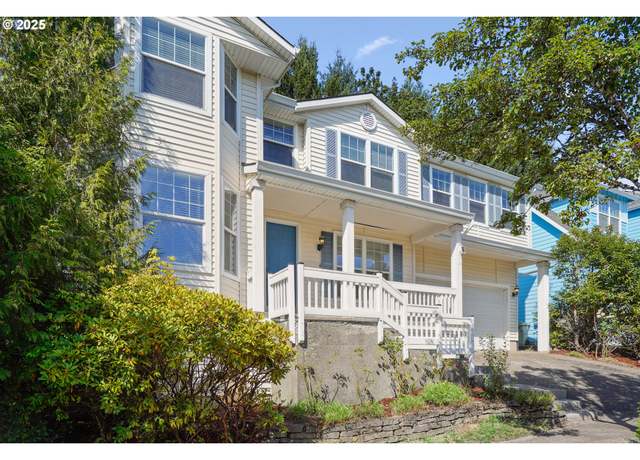 Property at 10909 SW Adele Dr, Portland, OR 97225, 4 beds, 2.5 baths