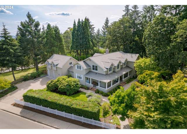 Property at 2449 Lasater Blvd, Eugene, OR 97405, 5 beds, 5 baths
