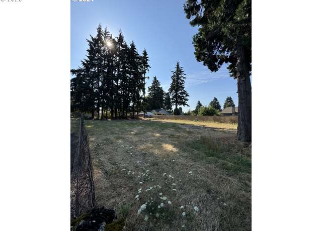 Property at E Irwin, Eugene, OR 97402