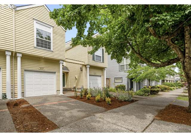 Property at 6217 S Virginia Ave, Portland, OR 97239, 2 beds, 2.5 baths