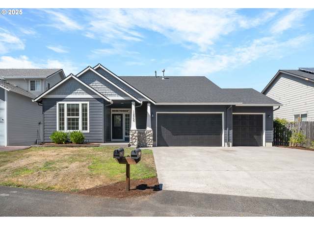 Property at 12868 SE Silverleaf Ct, Milwaukie, OR 97222, 3 beds, 2 baths