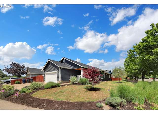 Property at 25219 Corky Ln, Veneta, OR 97487, 3 beds, 2 baths