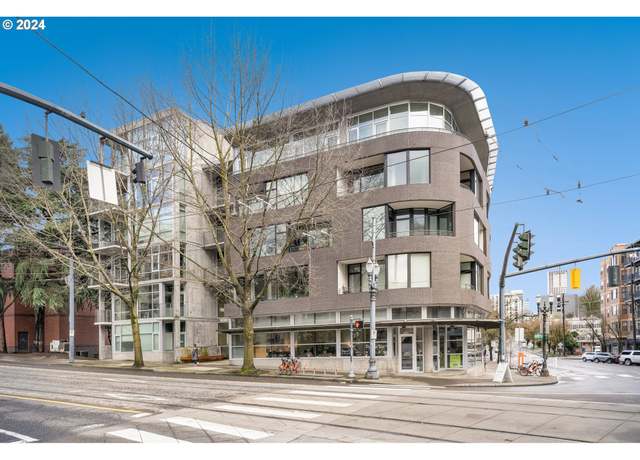 Property at 1234 SW 18th Ave #301, Portland, OR 97205, 1 bath