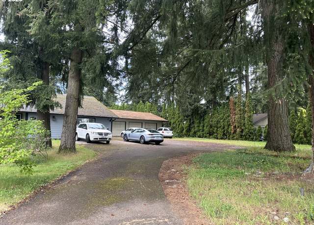 Property at 8212 NE 162nd Ave, Vancouver, WA 98682, 4 beds, 3.5 baths