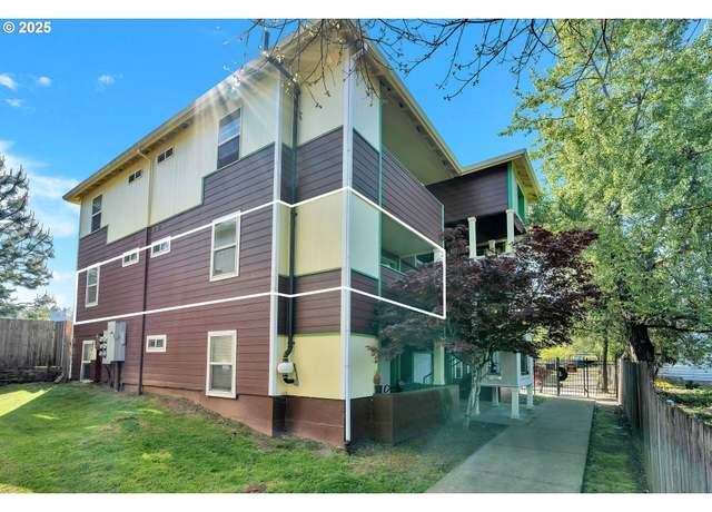 Property at 9257 SE Clinton St #403, Portland, OR 97266, 2 beds, 2 baths