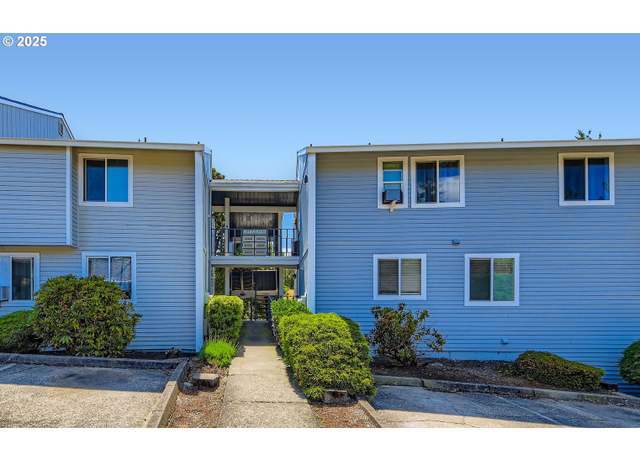Property at 12602 SE 110th Ct, Clackamas, OR 97015, 2 beds, 1 bath