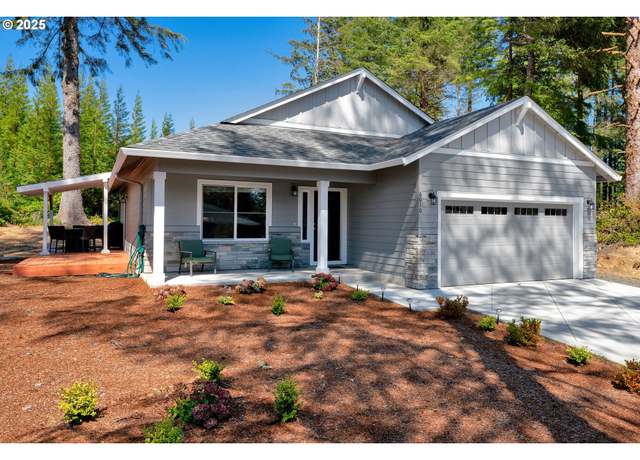 Property at 6010 Little Woahink Dr, Florence, OR 97439, 3 beds, 2 baths