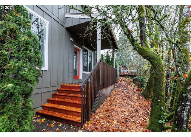 Property at 11412 SW 49th Ave, Portland, OR 97219, 3 beds, 2.5 baths