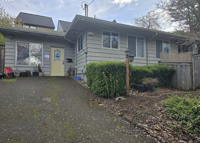 Property at 7922 SW Capitol Hill Rd, Portland, OR 97219, 5 beds, 2 baths