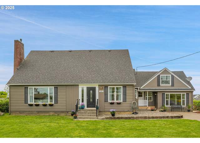 Property at 10701 N Pershing St, Mt. Angel, OR 97362, 6 beds, 3.5 baths