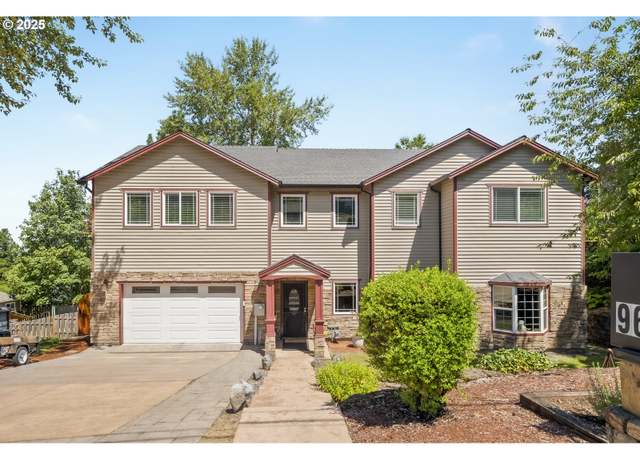 Property at 9631 SE Clatsop St, Portland, OR 97266, 4 beds, 3.5 baths