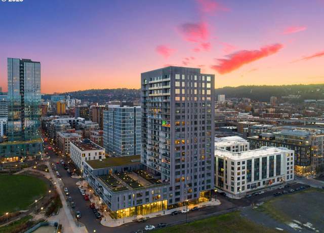 Property at 1150 NW Quimby St #1312, Portland, OR 97209, 2 beds, 2.5 baths