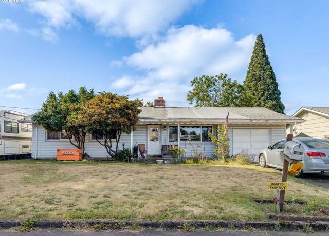 Property at 18010 SE Stephens St, Portland, OR 97233, 3 beds, 1 bath