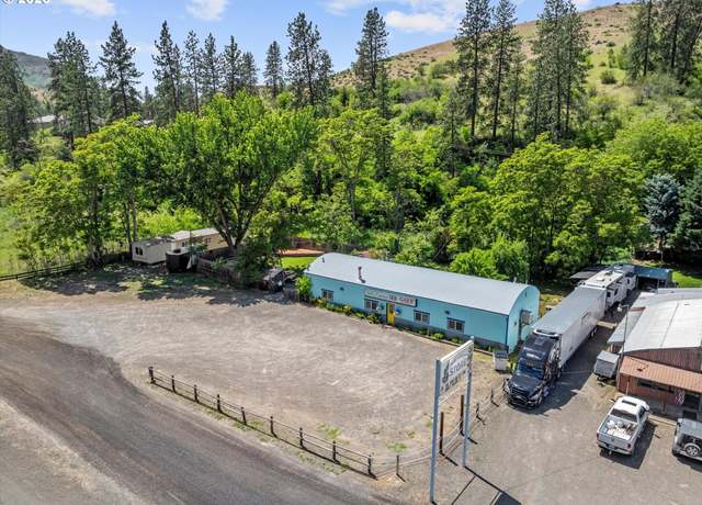 Property at 53943 Highway 86 Hwy, Halfway, OR 97834, 2 beds, 2 baths