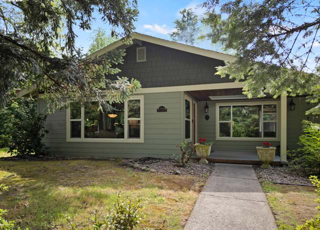 Property at 3144 Diane Dr, Lake Oswego, OR 97035, 3 beds, 2 baths