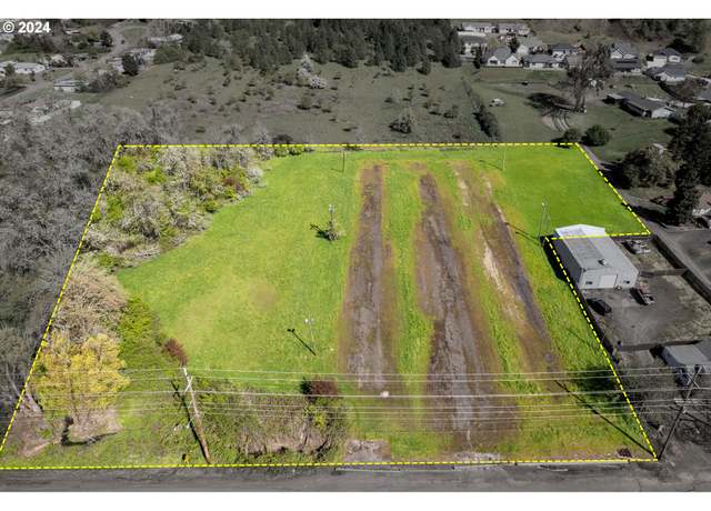 Property at NE Rifle Range St, Roseburg, OR 97470