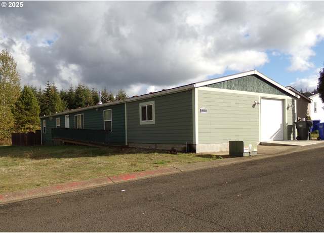 Property at 15969 S Forest Haven Rd, Molalla, OR 97038, 3 beds, 2 baths