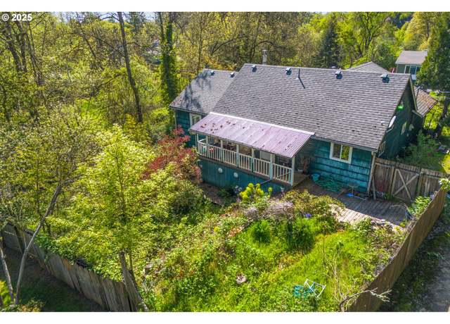 Property at 336 Spaulding Ave, Brownsville, OR 97327, 3 beds, 2 baths