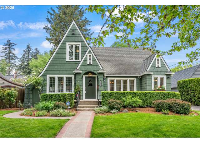 Property at 7941 SE 35th Ave, Portland, OR 97202, 4 beds, 2 baths