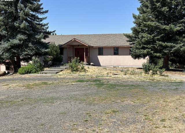 Property at 46576 Mission Rd, Pendleton, OR 97801, 2 baths