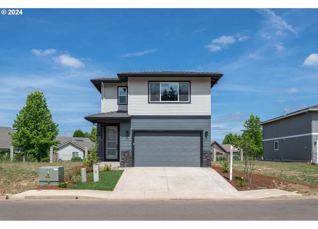 Property at 375 Sunday Dr, Creswell, OR 97426, 4 beds, 2.5 baths