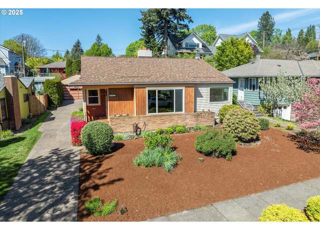 Property at 4133 SE Henderson St, Portland, OR 97202, 3 beds, 2 baths